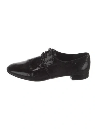 Pre-owned Prada Patent Leather Oxfords In Black