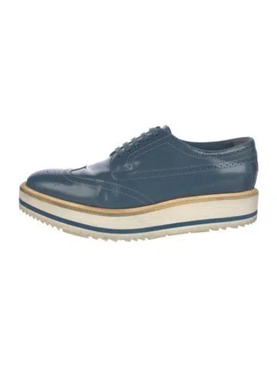 Pre-owned Prada Patent Leather Oxfords In Blue