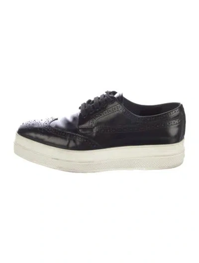 Pre-owned Prada Patent Leather Oxfords In Blue