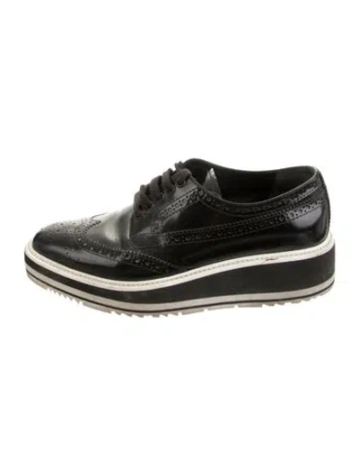 Pre-owned Prada Patent Leather Oxfords In Grey