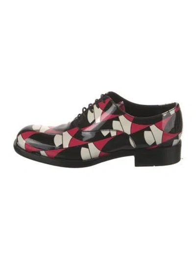 Pre-owned Prada Patent Leather Printed Oxfords In Black