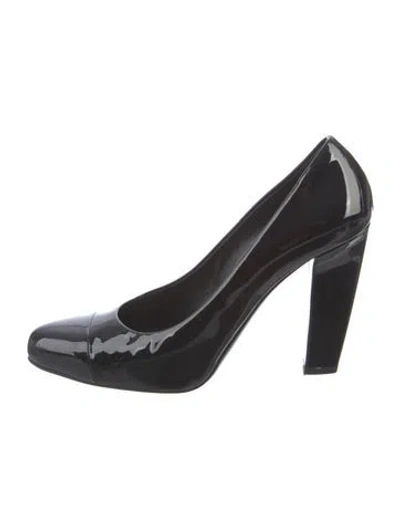 Pre-owned Prada Patent Leather Pumps In Black