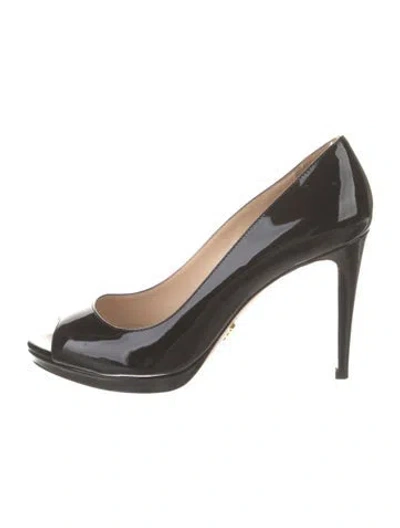 Pre-owned Prada Patent Leather Pumps In Black