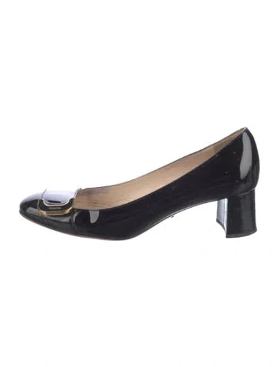 Pre-owned Prada Patent Leather Pumps In Black