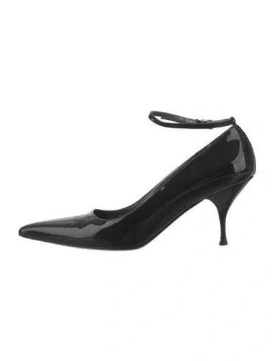 Pre-owned Prada Patent Leather Pumps In Black