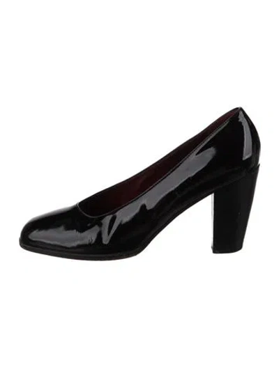 Pre-owned Prada Patent Leather Pumps In Black