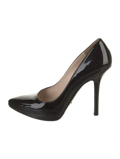 Pre-owned Prada Patent Leather Pumps In Black