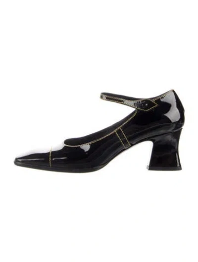 Pre-owned Prada Patent Leather Pumps In Black