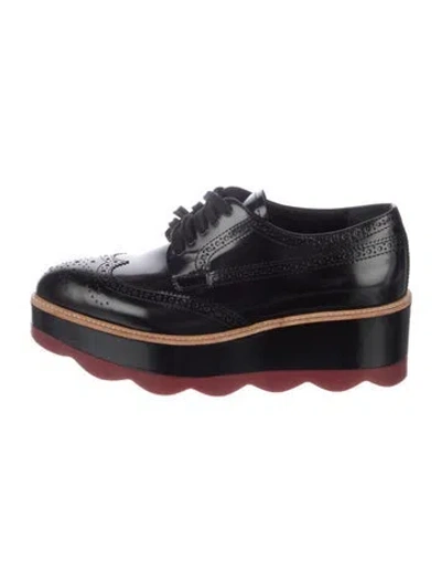 Pre-owned Prada Patent Leather Pumps In Black
