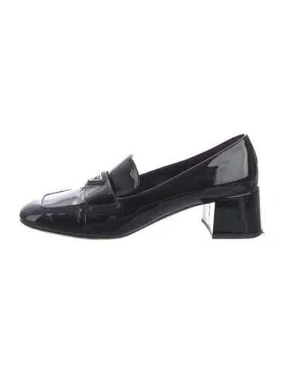 Pre-owned Prada Patent Leather Pumps In Black