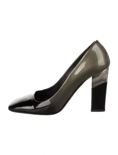 Pre-owned Prada Patent Leather Pumps In Black/grey