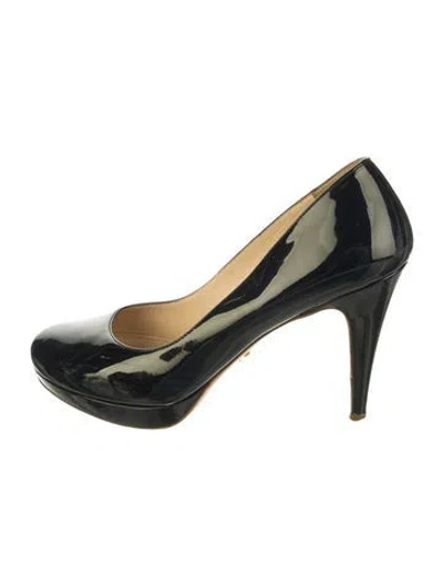 Pre-owned Prada Patent Leather Pumps In Blue