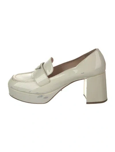 Pre-owned Prada Patent Leather Pumps In Neutral