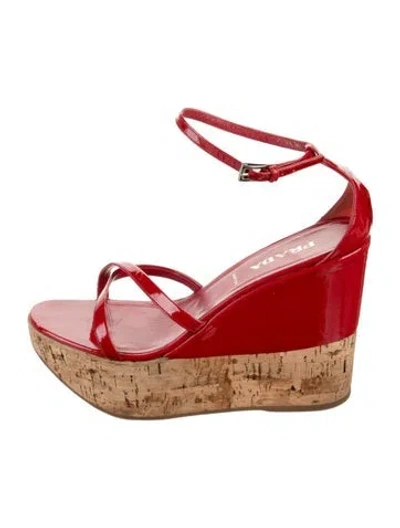 Pre-owned Prada Patent Leather Pumps In Red