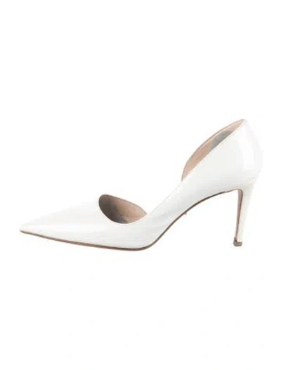 Pre-owned Prada Patent Leather Pumps In White
