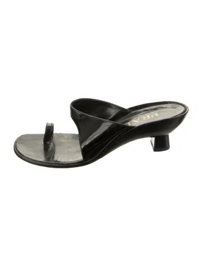 Pre-owned Prada Patent Leather Slides In Black