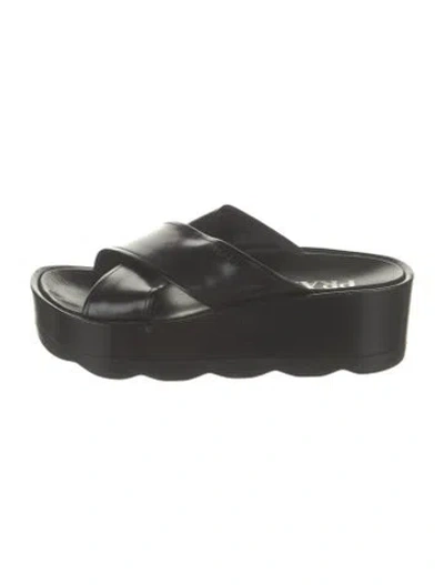 Pre-owned Prada Patent Leather Slides In Black