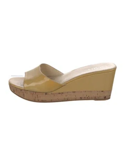 Pre-owned Prada Patent Leather Slides In Neutral