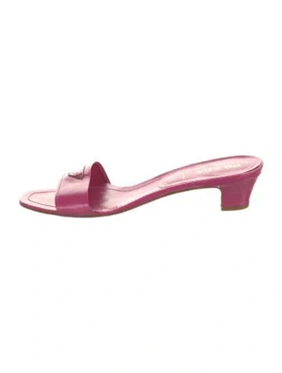 Pre-owned Prada Patent Leather Slides In Pink