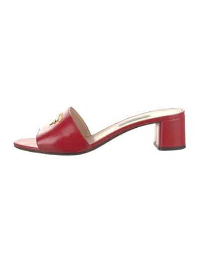Pre-owned Prada Patent Leather Slides In Red