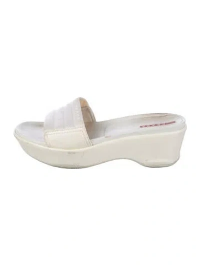 Pre-owned Prada Patent Leather Slides In White