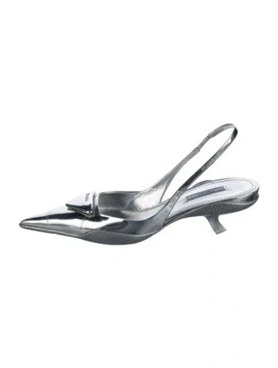 Pre-owned Prada Patent Leather Slingback Pumps