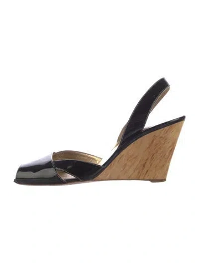 Pre-owned Prada Patent Leather Slingback Pumps In Black