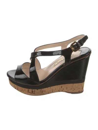 Pre-owned Prada Patent Leather Slingback Pumps In Black