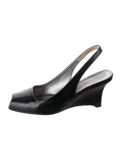 Pre-owned Prada Patent Leather Slingback Pumps In Black