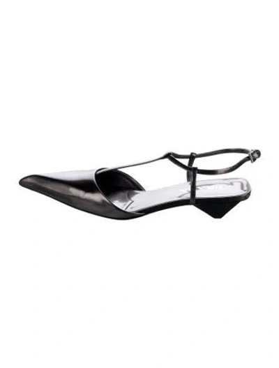 Pre-owned Prada Patent Leather Slingback Pumps In Gray