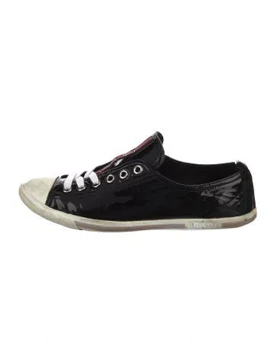 Pre-owned Prada Patent Leather Sneakers In Black