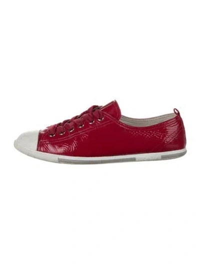 Pre-owned Prada Patent Leather Sneakers In Red