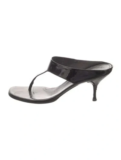 Pre-owned Prada Patent Leather T-strap Sandals In Black