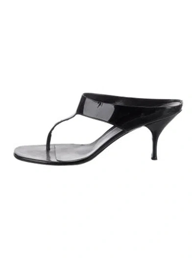 Pre-owned Prada Patent Leather T-strap Sandals In Black