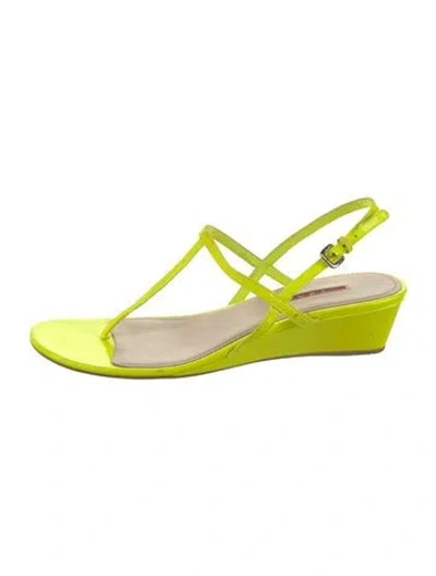 Pre-owned Prada Patent Leather T-strap Sandals In Yellow