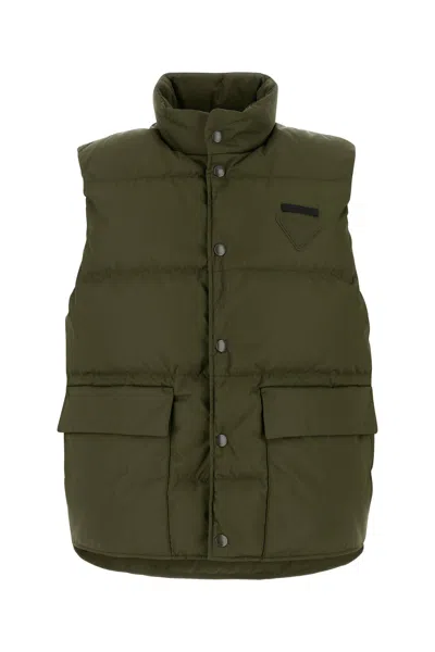 Prada Piumino Smanicato In Re-nylon Verde Militare Uomo In Green