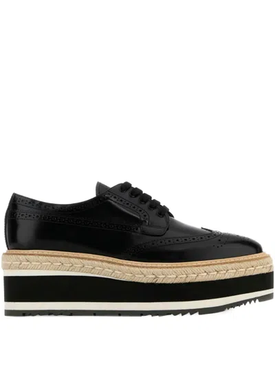 Prada Scarpe Stringate In Pelle Nera  Donna In Black