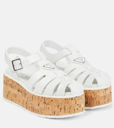 Prada Plateausandalen In White