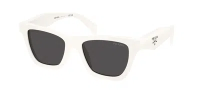 Prada Pr C07sf Vestibilità Orientale 17k08z Occhiali Da Sole Bianchi Per Donna In White