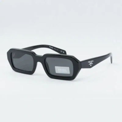 Pre-owned Prada Pra12s 16k08z Black/dark Gray 52-21-140 Sunglasses