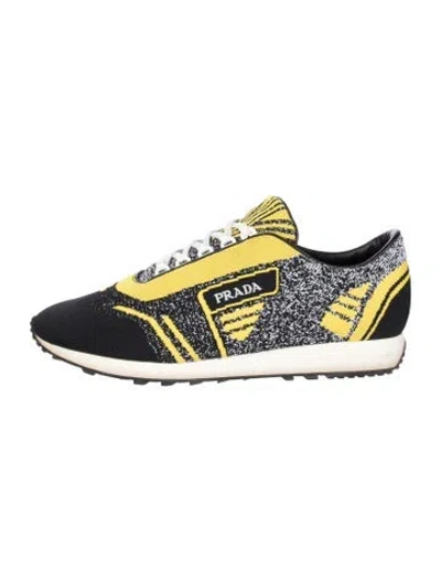 Pre-owned Prada Printed Embroidered Accent Athletic Sneakers In Black