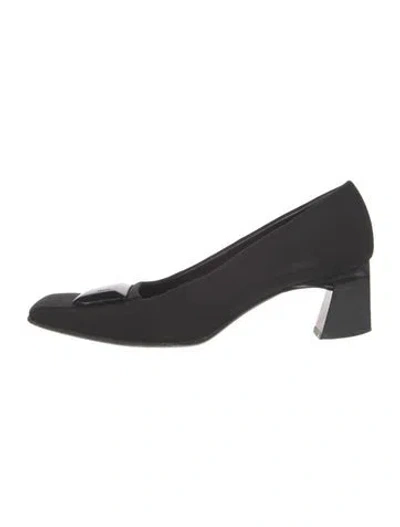 Pre-owned Prada Pumps In Black