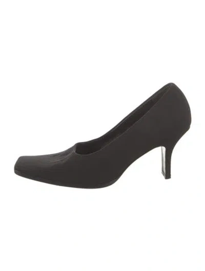 Pre-owned Prada Pumps In Black