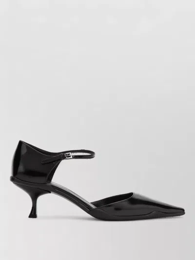 Prada Leather Pumps With 5 Cm Heel In Black