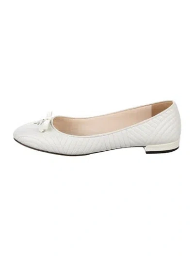 Pre-owned Prada Quilted Pattern Leather Ballet Flats In White