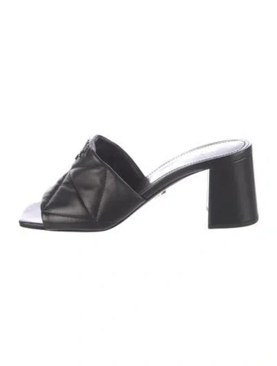 Pre-owned Prada Quilted Pattern Leather Slides In Black