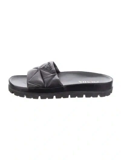 Pre-owned Prada Quilted Pattern Leather Slides In Black