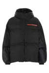 Prada Daunenjacke Mit Kapuze Aus Light Re-nylon In Black