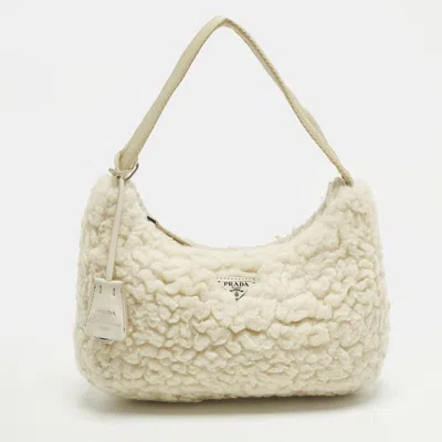 Pre-owned Prada Re-edition 2000 Off White Shearling Shoulder Bag