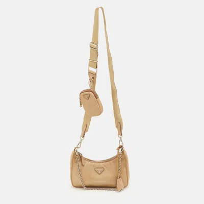 Pre-owned Prada Re-edition 2005 Beige Nylon Shoulder Bag In Sand